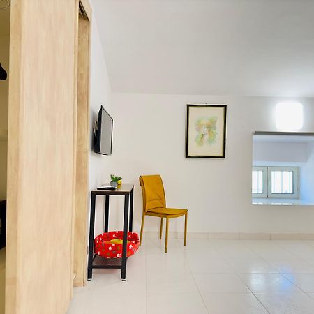 Unique Rooms In Centro Citta Bagno Privato E Climatizzatore Ragusa Dış mekan fotoğraf