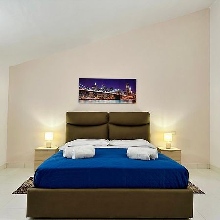 Unique Rooms In Centro Citta Bagno Privato E Climatizzatore Ragusa Dış mekan fotoğraf