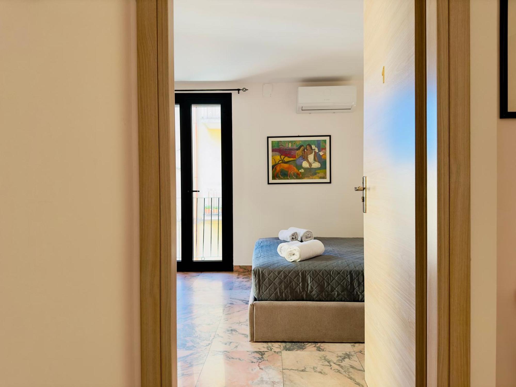 Unique Rooms In Centro Citta Bagno Privato E Climatizzatore Ragusa Dış mekan fotoğraf