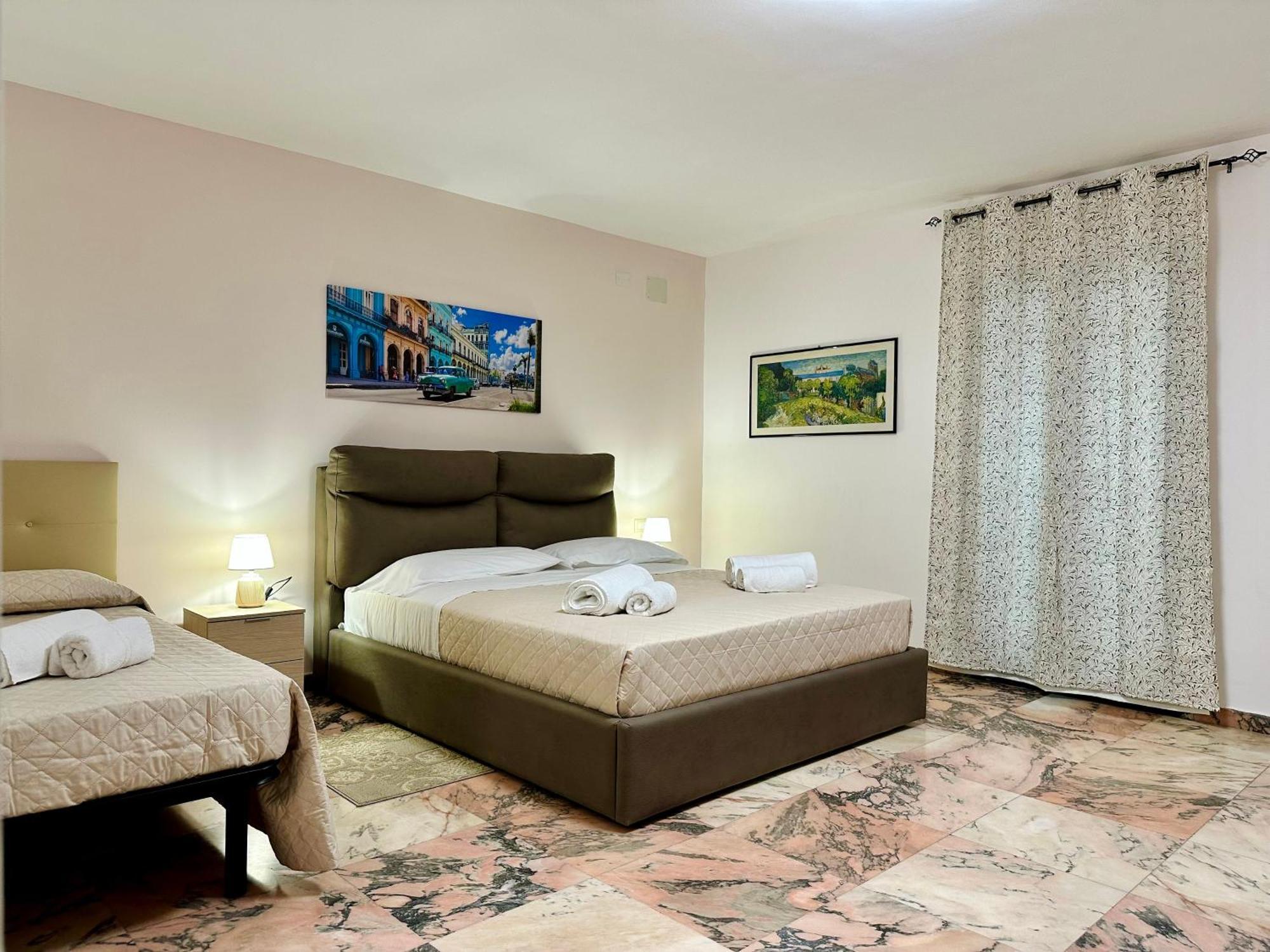 Unique Rooms In Centro Citta Bagno Privato E Climatizzatore Ragusa Dış mekan fotoğraf