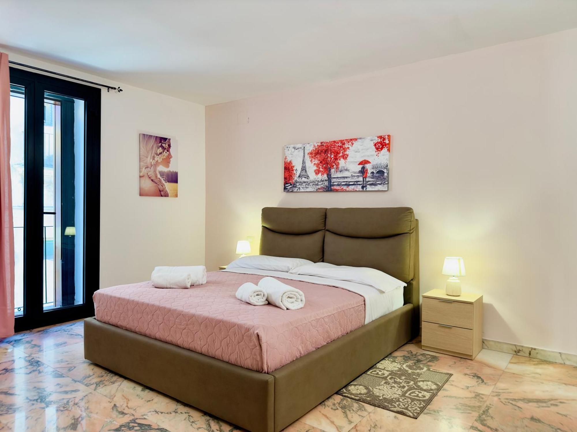 Unique Rooms In Centro Citta Bagno Privato E Climatizzatore Ragusa Dış mekan fotoğraf